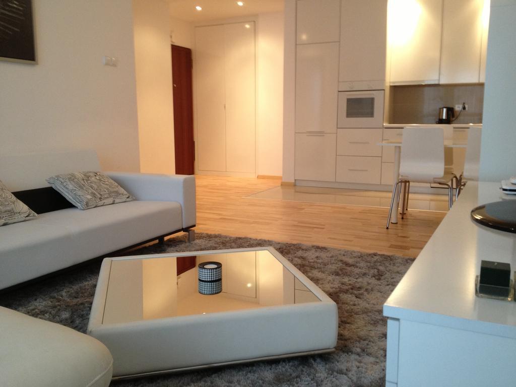 Platinum Towers Apartments ワルシャワ 部屋 写真
